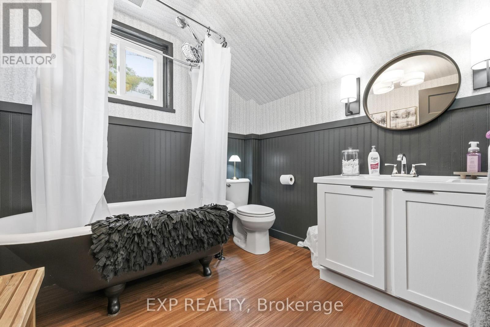 162 Hincks Avenue W, Renfrew, Ontario  K7V 3S9 - Photo 31 - X12574184