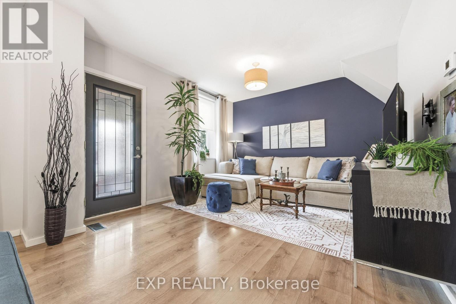 162 Hincks Avenue W, Renfrew, Ontario  K7V 3S9 - Photo 4 - X12574184