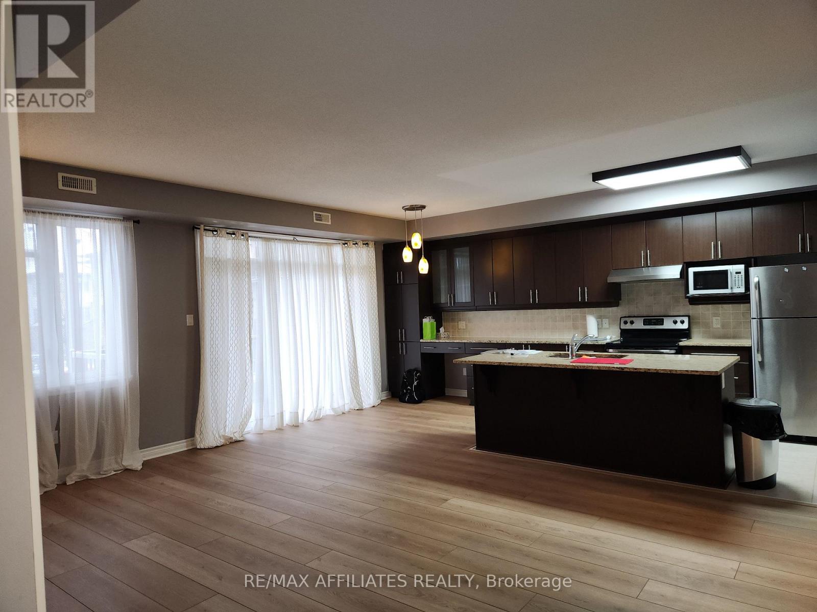 4 - 170 Hornchurch Lane, Ottawa, Ontario  K2J 2T3 - Photo 5 - X12574152