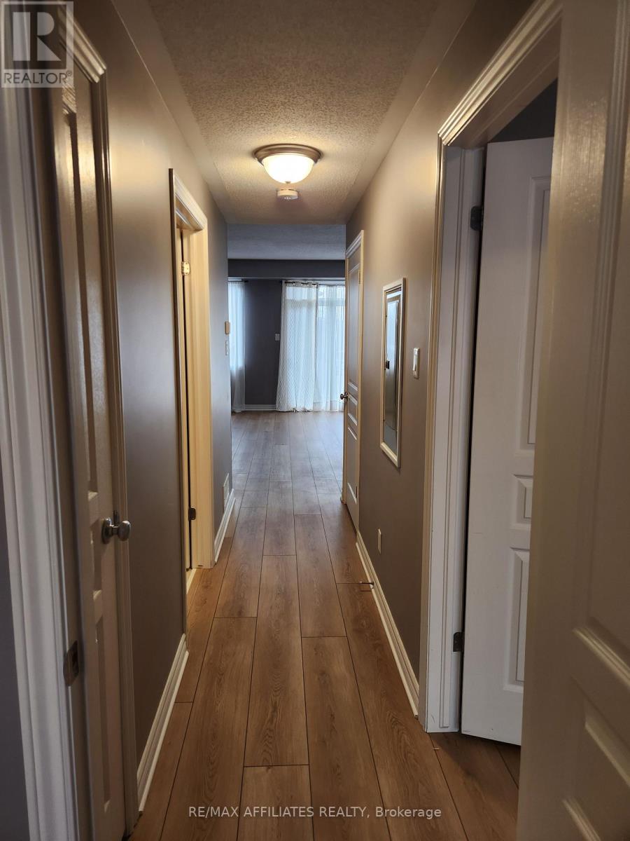 4 - 170 Hornchurch Lane, Ottawa, Ontario  K2J 2T3 - Photo 7 - X12574152