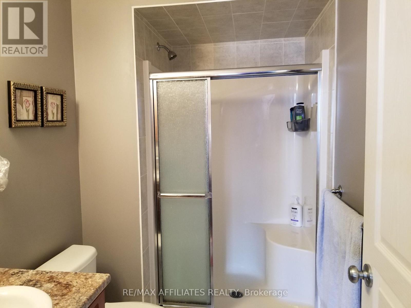 4 - 170 Hornchurch Lane, Ottawa, Ontario  K2J 2T3 - Photo 9 - X12574152