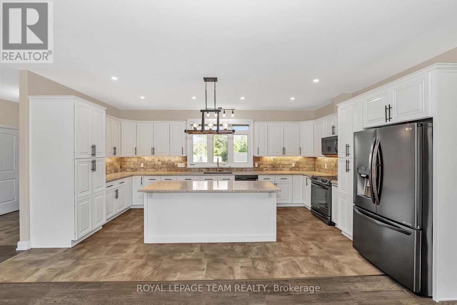 2500 Kearns Way, Ottawa, Ontario  K4P 1R9 - Photo 17 - X12574158