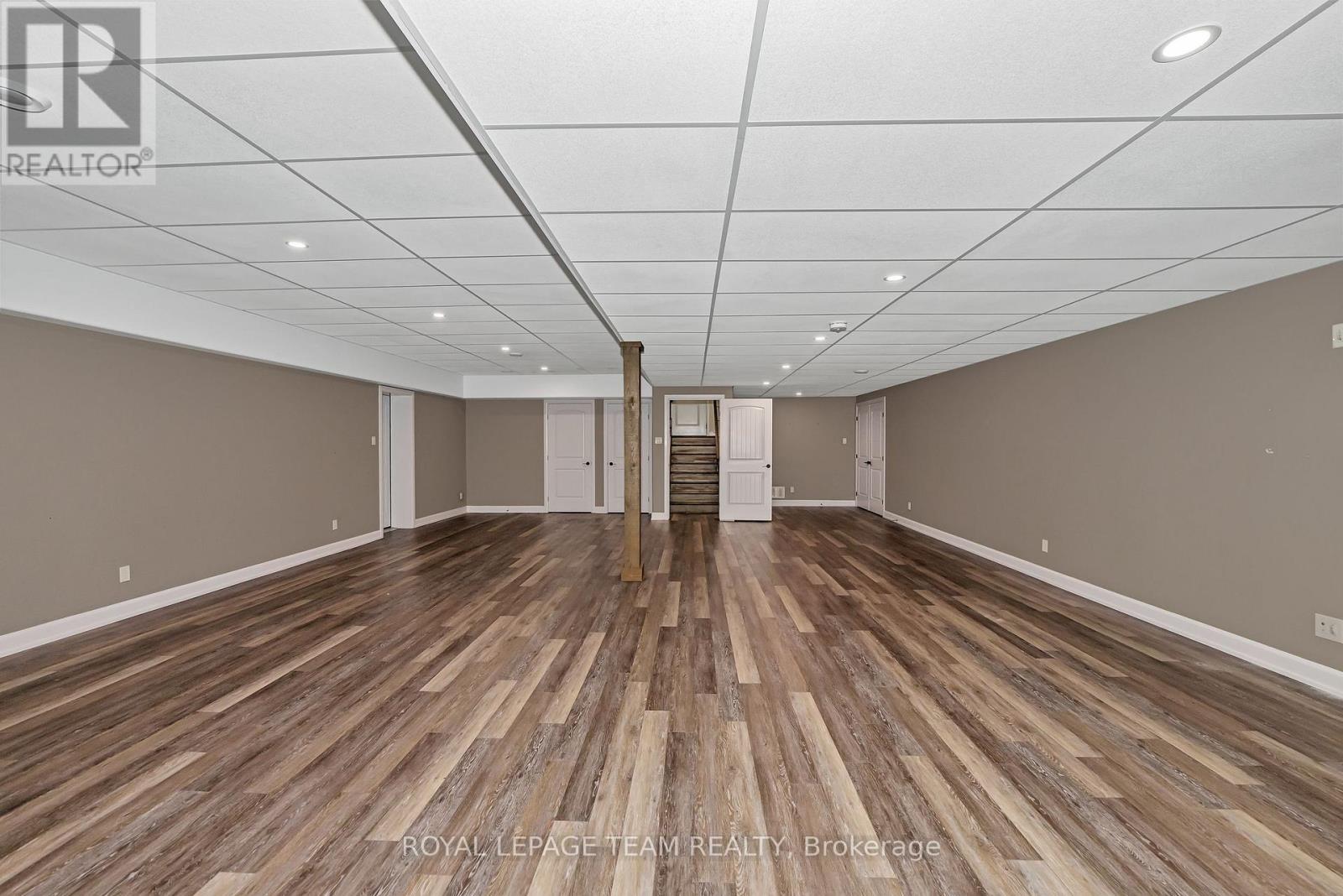 2500 Kearns Way, Ottawa, Ontario  K4P 1R9 - Photo 36 - X12574158