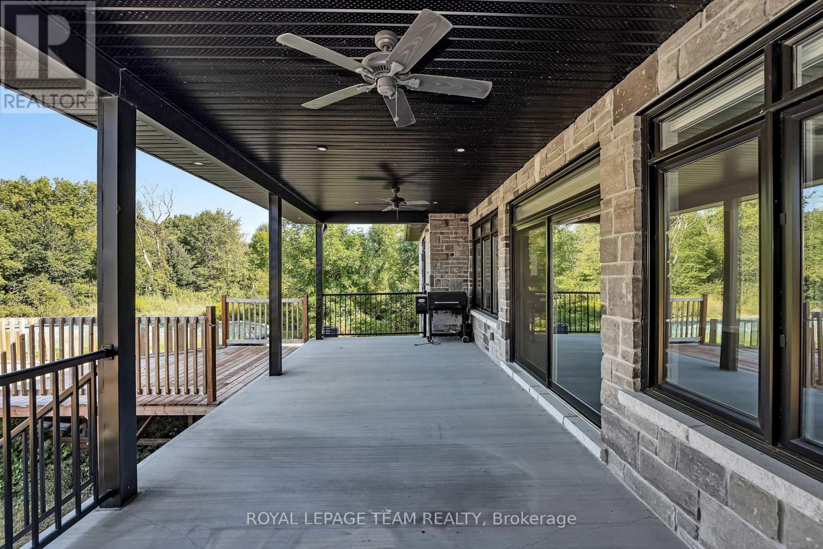 2500 Kearns Way, Ottawa, Ontario  K4P 1R9 - Photo 8 - X12574158