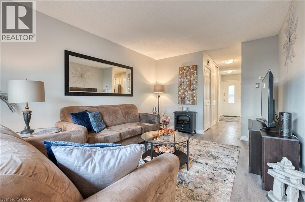 31 Bryna Avenue, Hamilton, Ontario  L9A 4W9 - Photo 9 - 40790344