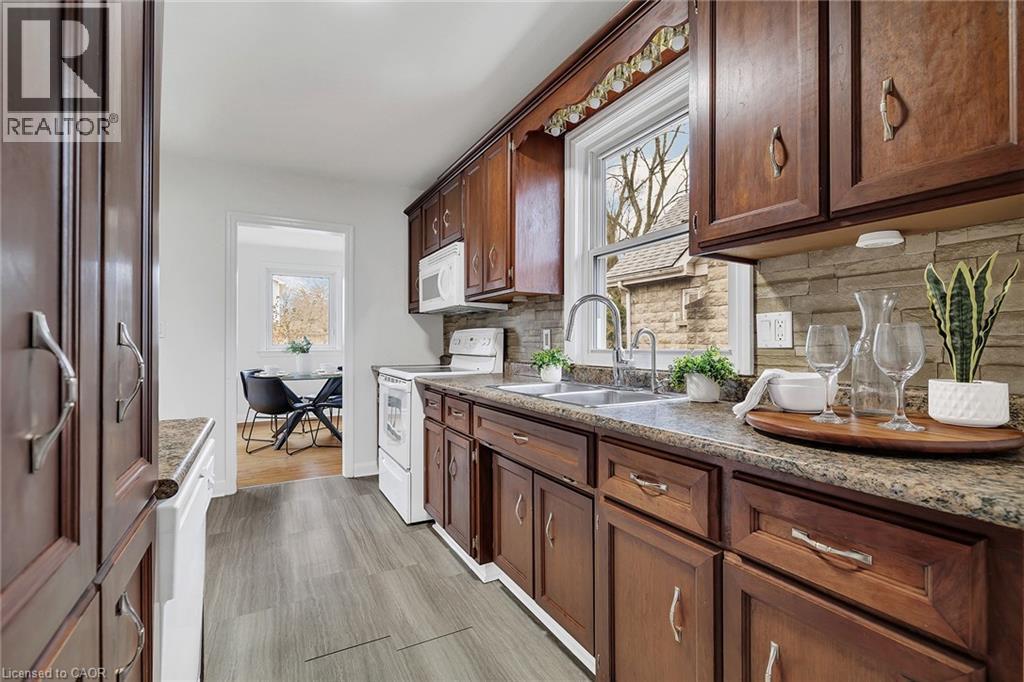 14 Martin Avenue, Cambridge, Ontario  N1R 3A4 - Photo 8 - 40789252