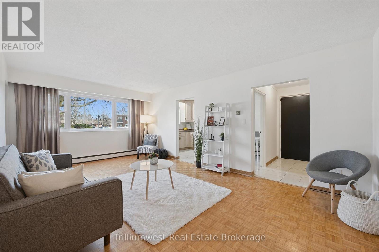 2 - 1 Sunnylea Crescent, Guelph, Ontario N1E 1W1 - Photo 10 - X12574102