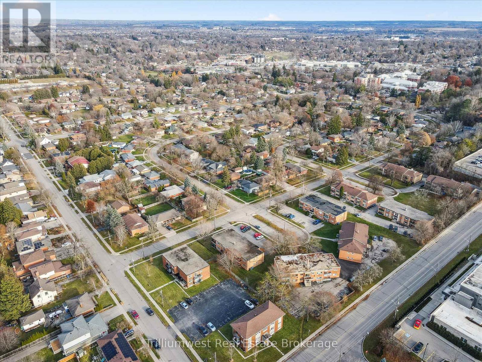 2 - 1 Sunnylea Crescent, Guelph, Ontario N1E 1W1 - Photo 24 - X12574102