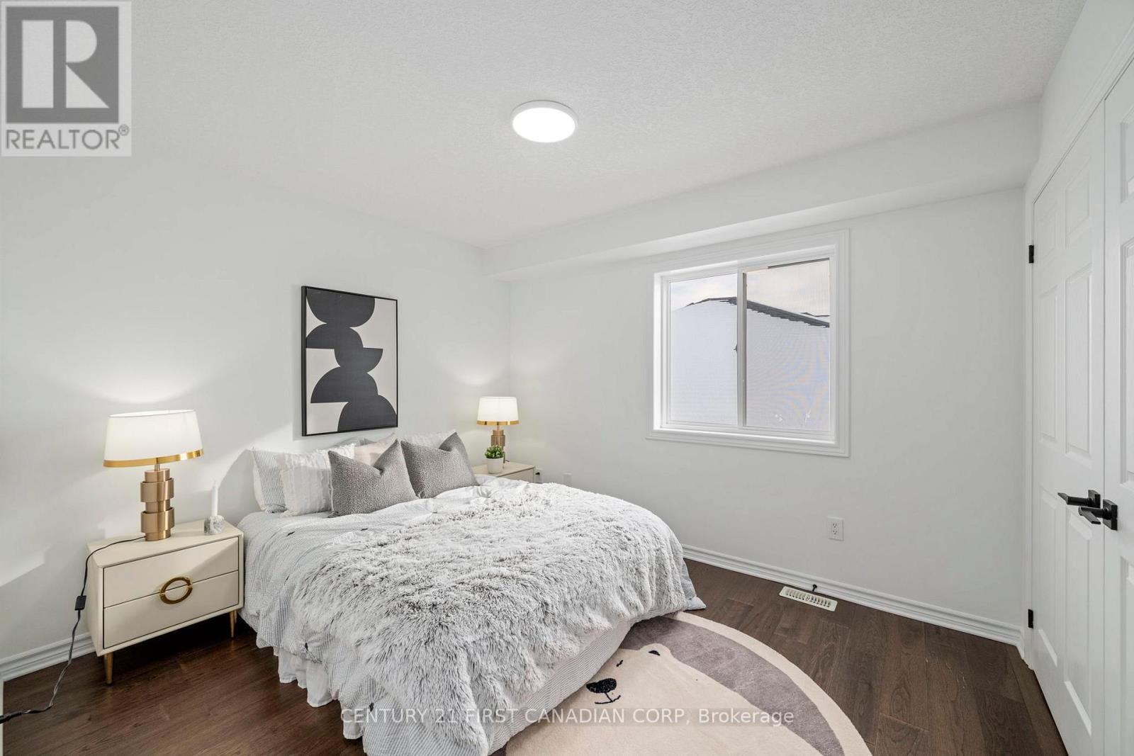 1942 Wateroak Drive, London North, Ontario  N6G 0M7 - Photo 23 - X12574182