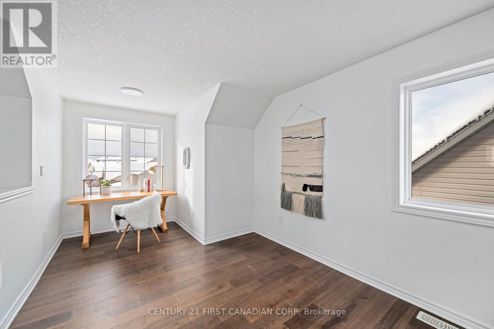 1942 Wateroak Drive, London North, Ontario  N6G 0M7 - Photo 30 - X12574182