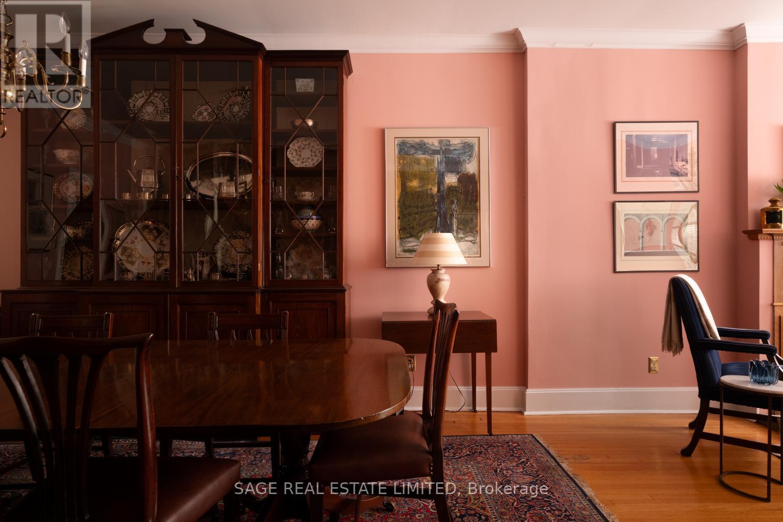 169 Macpherson Avenue, Toronto, Ontario  M5R 1W9 - Photo 5 - C12574126