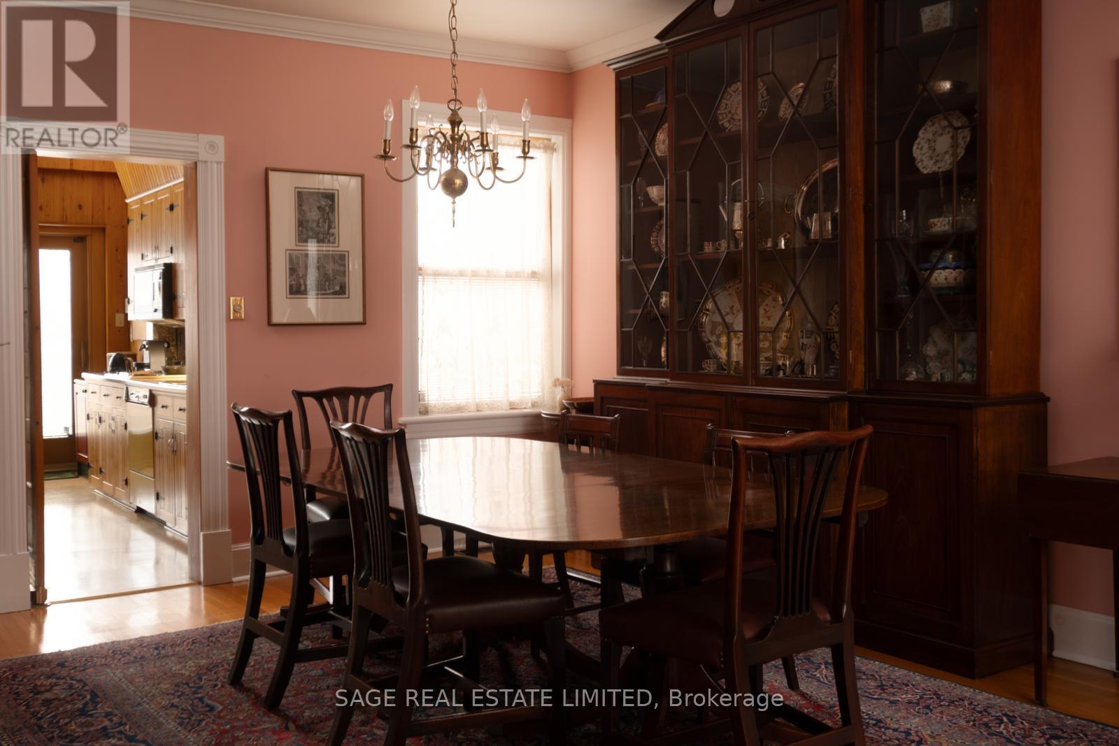 169 Macpherson Avenue, Toronto, Ontario  M5R 1W9 - Photo 7 - C12574126