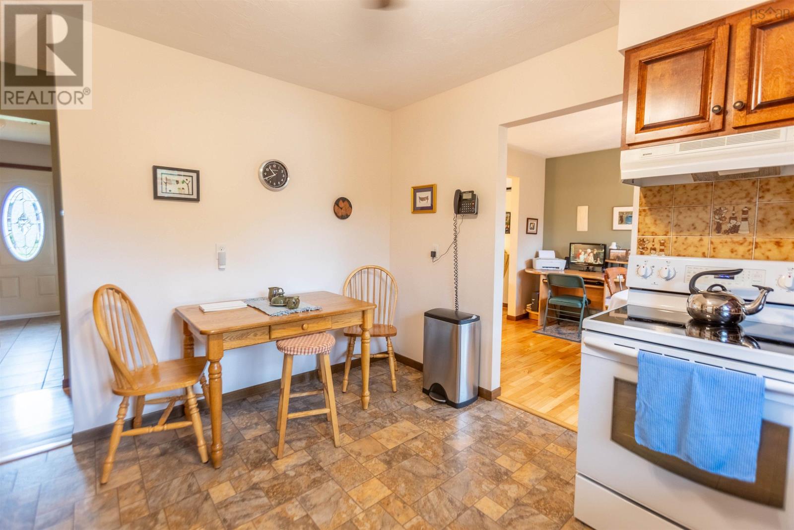 148 D'orsay Road, East Amherst, Nova Scotia  B4H 3Y2 - Photo 12 - 202526815