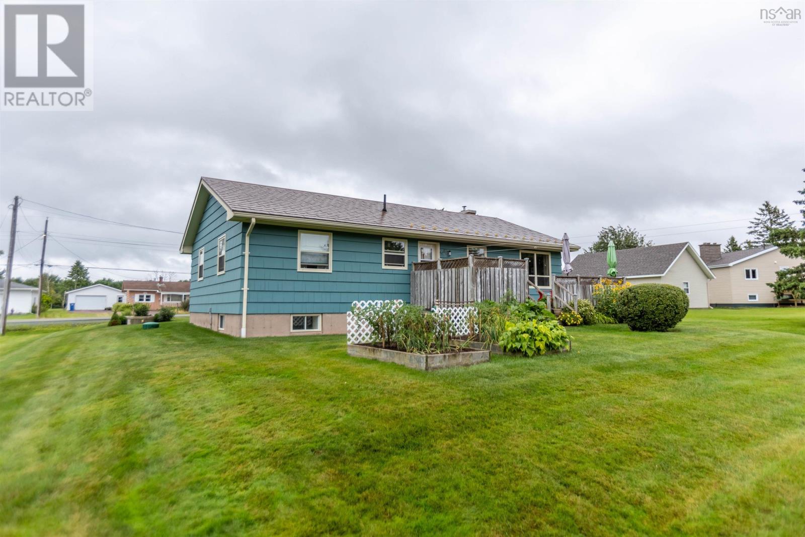 148 D'orsay Road, East Amherst, Nova Scotia  B4H 3Y2 - Photo 4 - 202526815