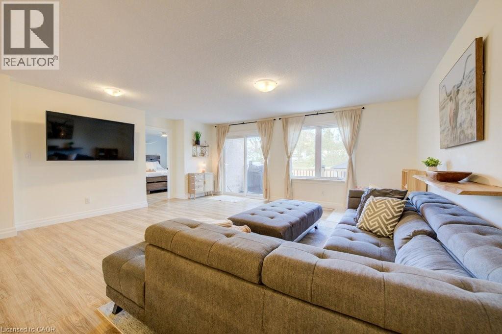 8 Malcolm Crescent, Listowel, Ontario  N4W 0K3 - Photo 21 - 40789335