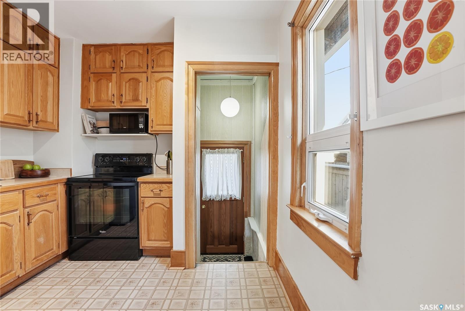 323 4th Street E, Saskatoon, Saskatchewan  S7H 1J2 - Photo 15 - SK024645