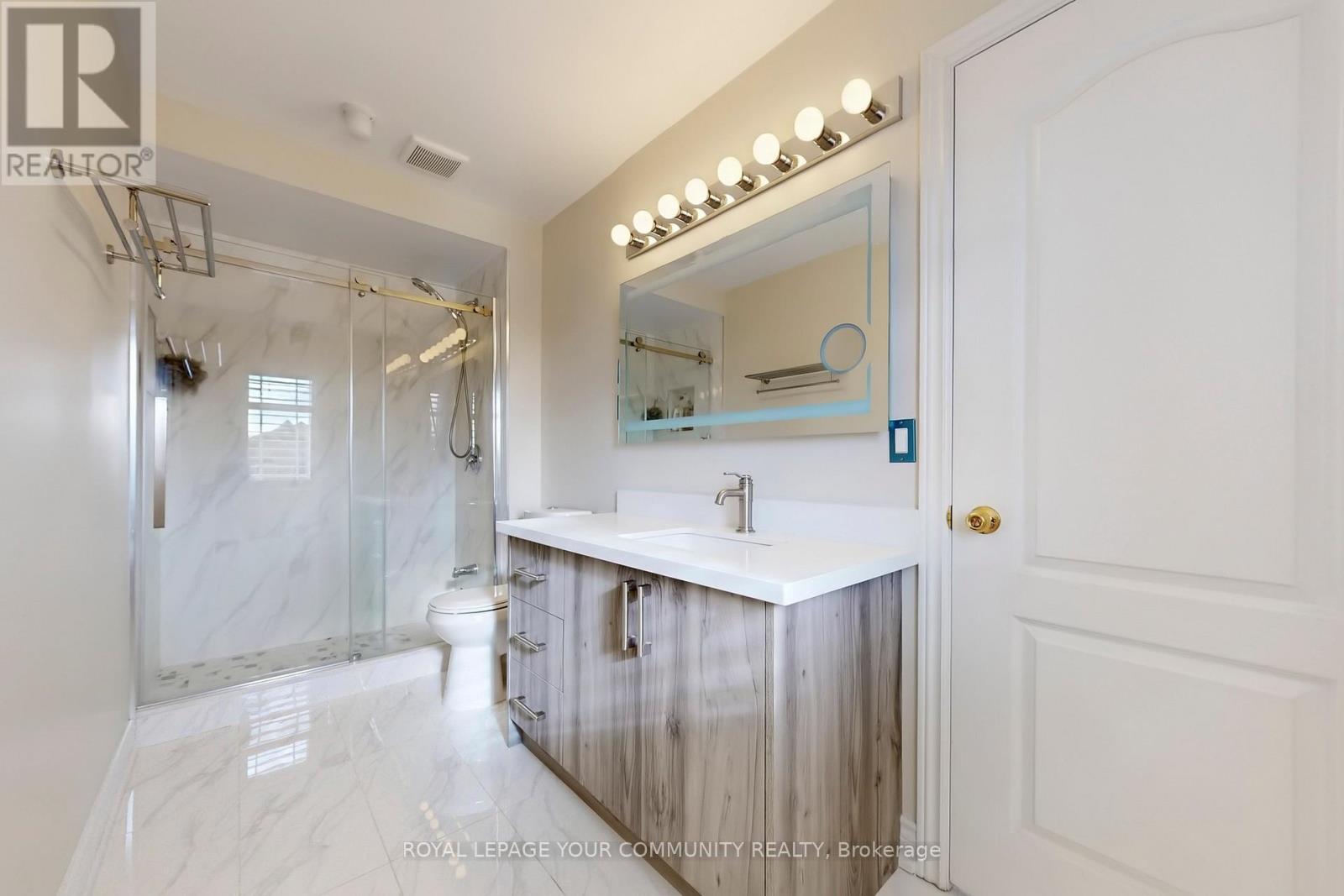 24 Pegasus Drive, Richmond Hill, Ontario  L4E 4R3 - Photo 32 - N12574156