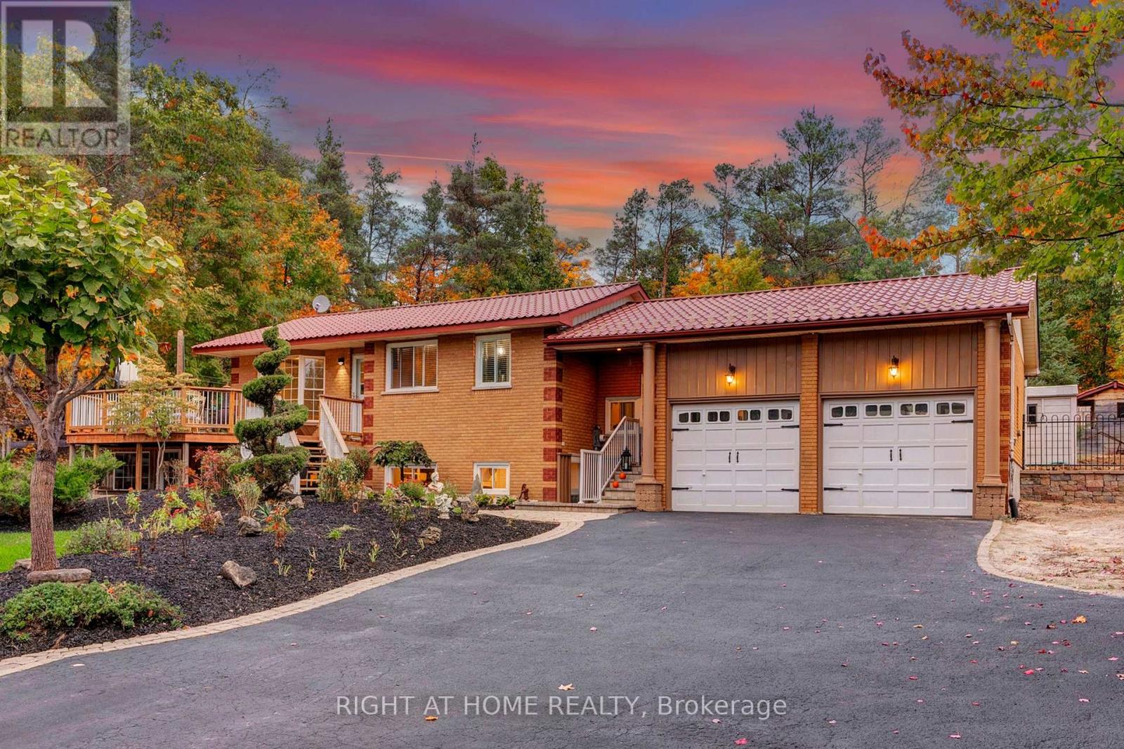 1243 CROSSLAND ROAD, Springwater, Ontario