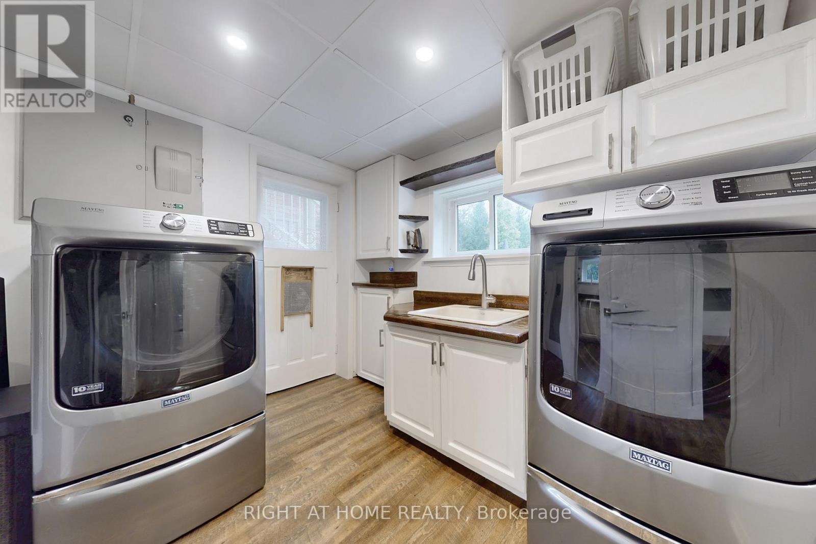 1243 Crossland Road, Springwater, Ontario  L9X 1B3 - Photo 18 - S12574174