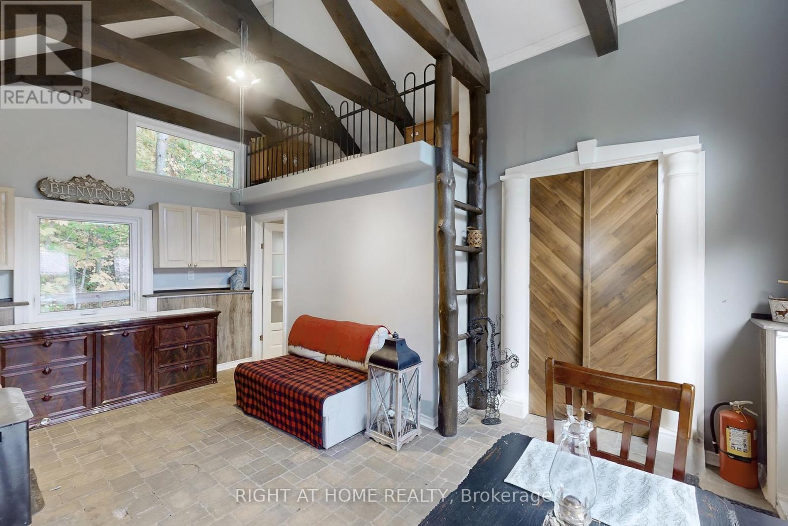 1243 Crossland Road, Springwater, Ontario  L9X 1B3 - Photo 22 - S12574174