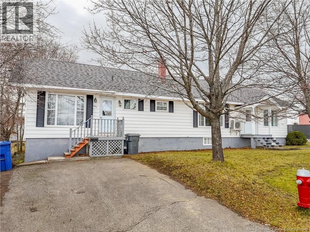 <h3>$274,900</h3><p>445 Newcastle Boulevard, Miramichi, New Brunswick</p>
