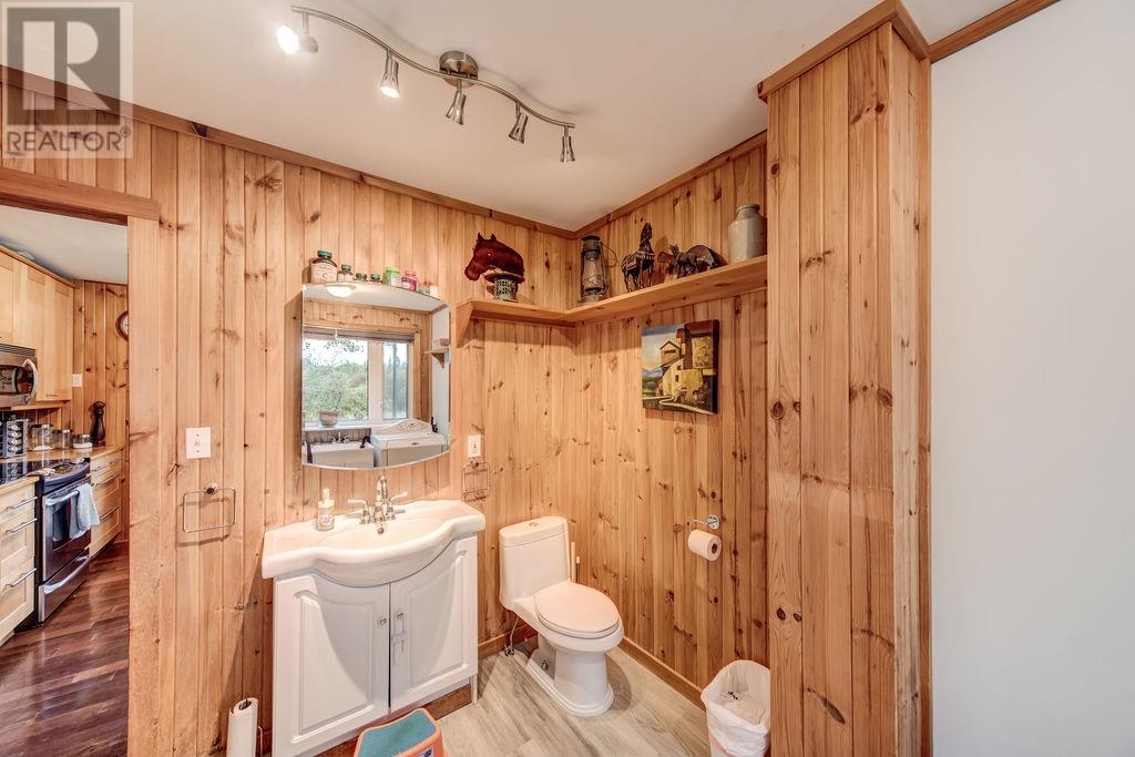 597 Dokis Road, Monetville, Ontario  P0M 2K0 - Photo 17 - 2124912