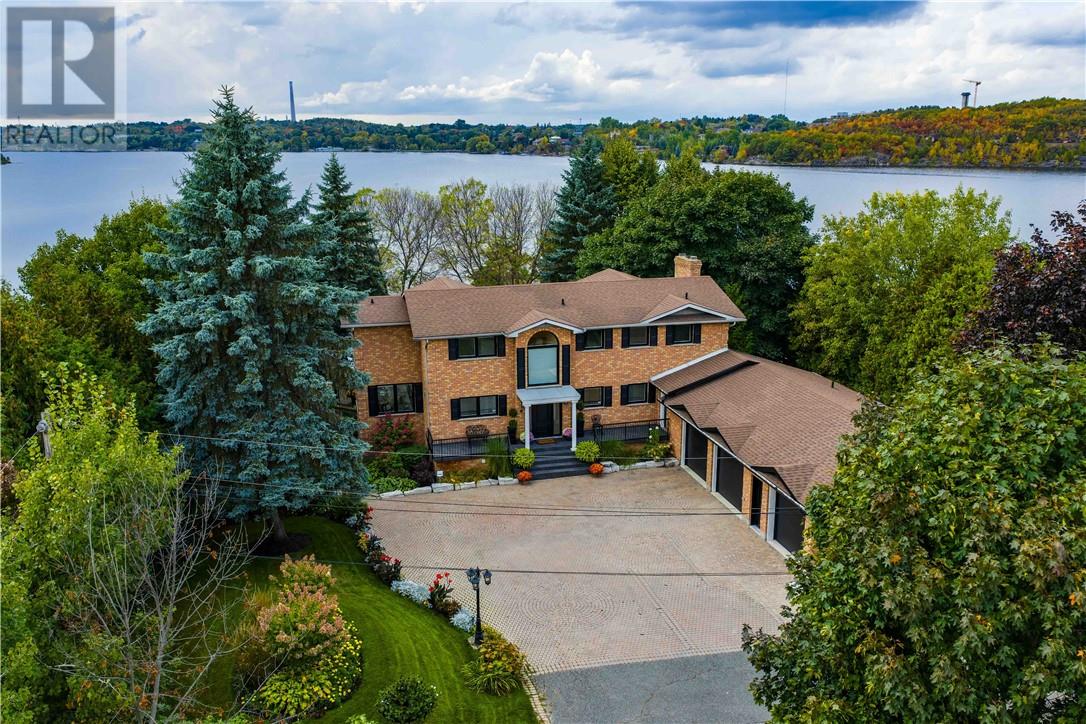 867 Admiral Drive, Sudbury, Ontario