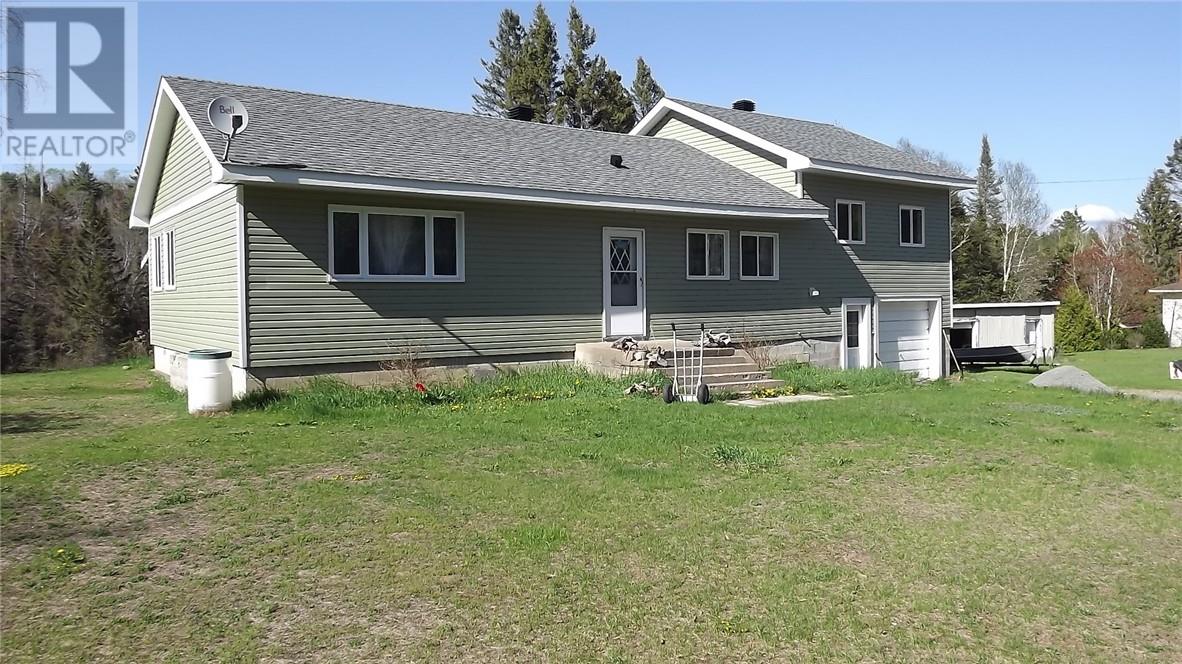 1157 Martin Road, Spragge, Ontario  P0R 1K0 - Photo 2 - 2125345