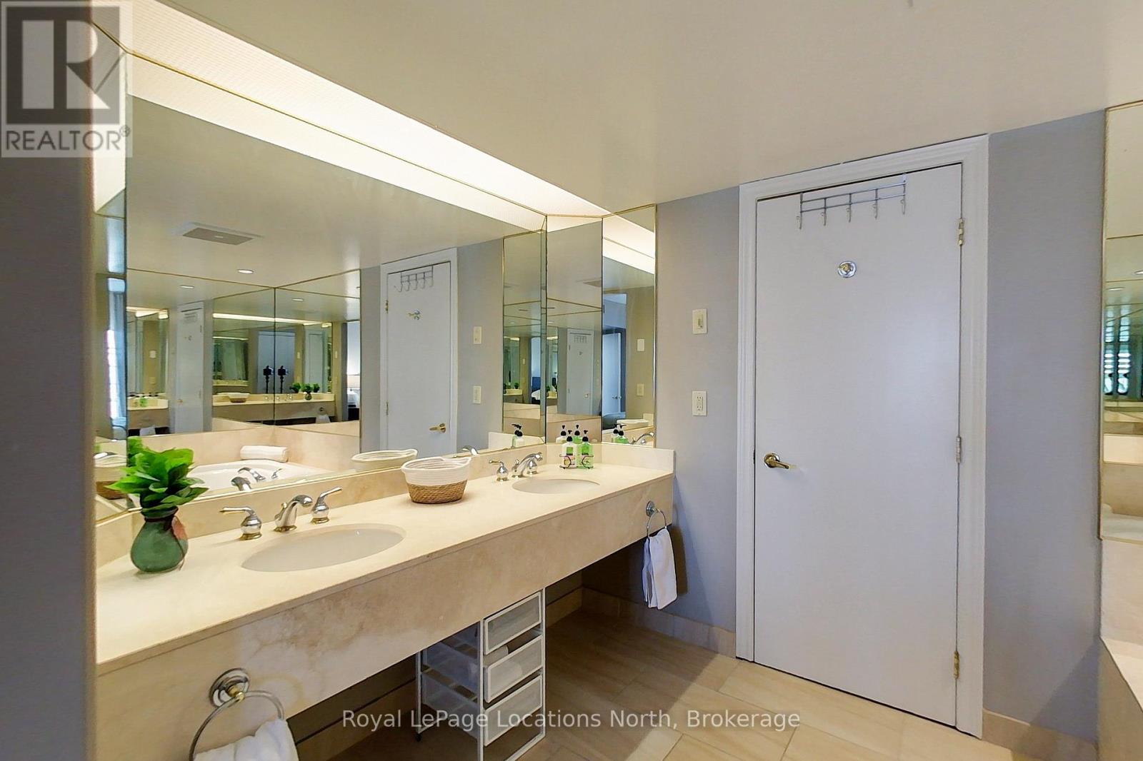 2242/2243 - 90 Highland Drive, Oro-Medonte (Horseshoe Valley), Ontario  L0L 2L0 - Photo 33 - S12574204