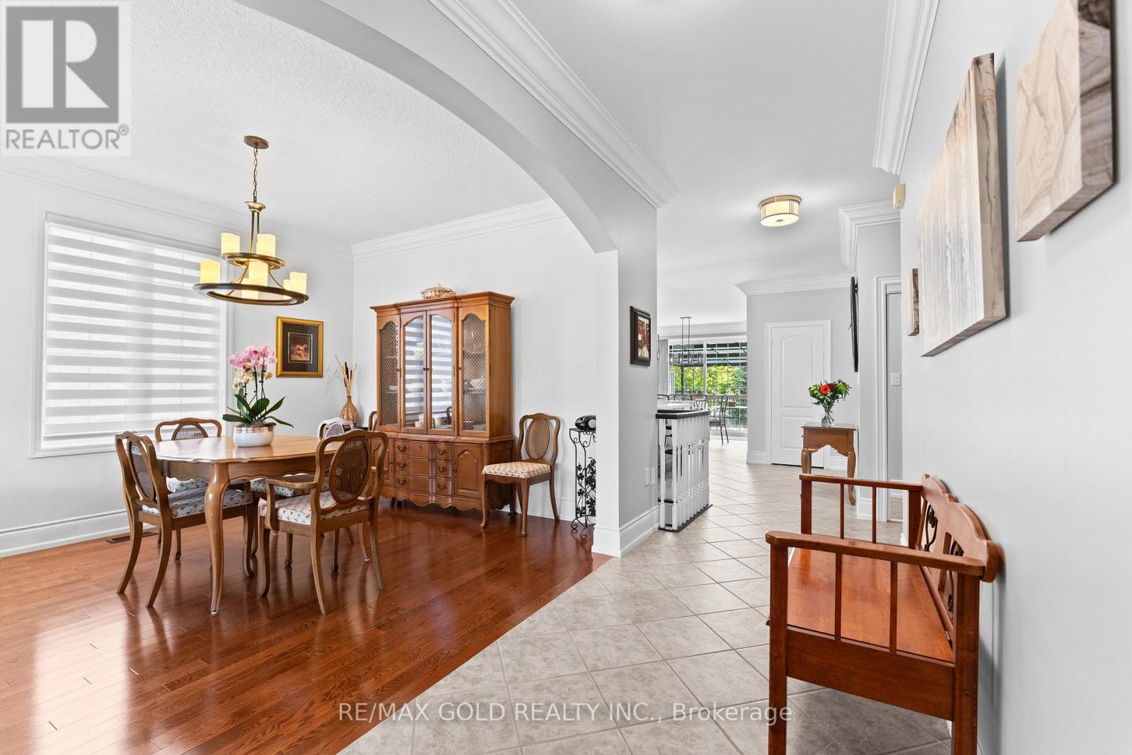 36 Slipneedle Street, Brampton, Ontario  L6S 6L5 - Photo 10 - W12574118