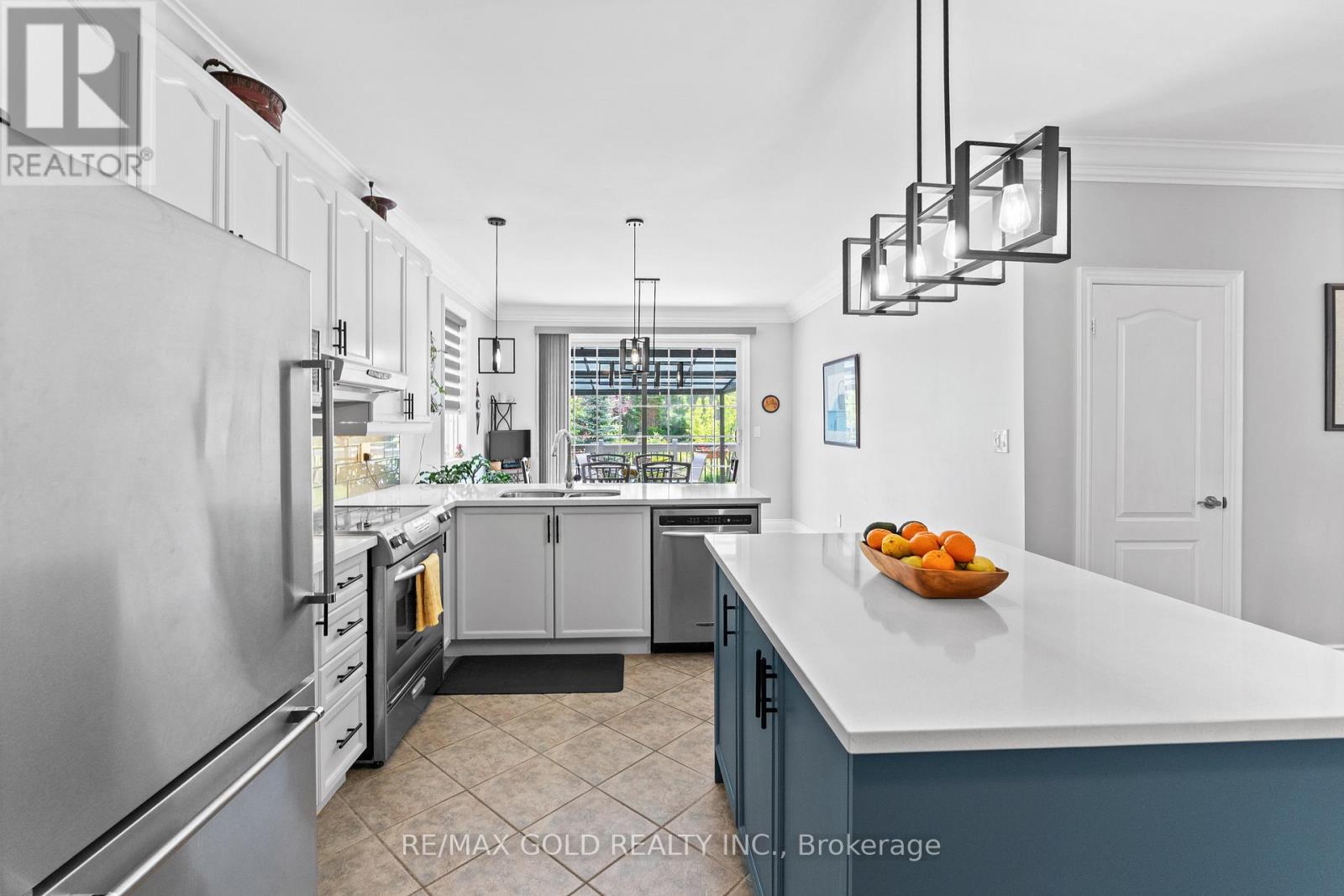 36 Slipneedle Street, Brampton, Ontario  L6S 6L5 - Photo 19 - W12574118