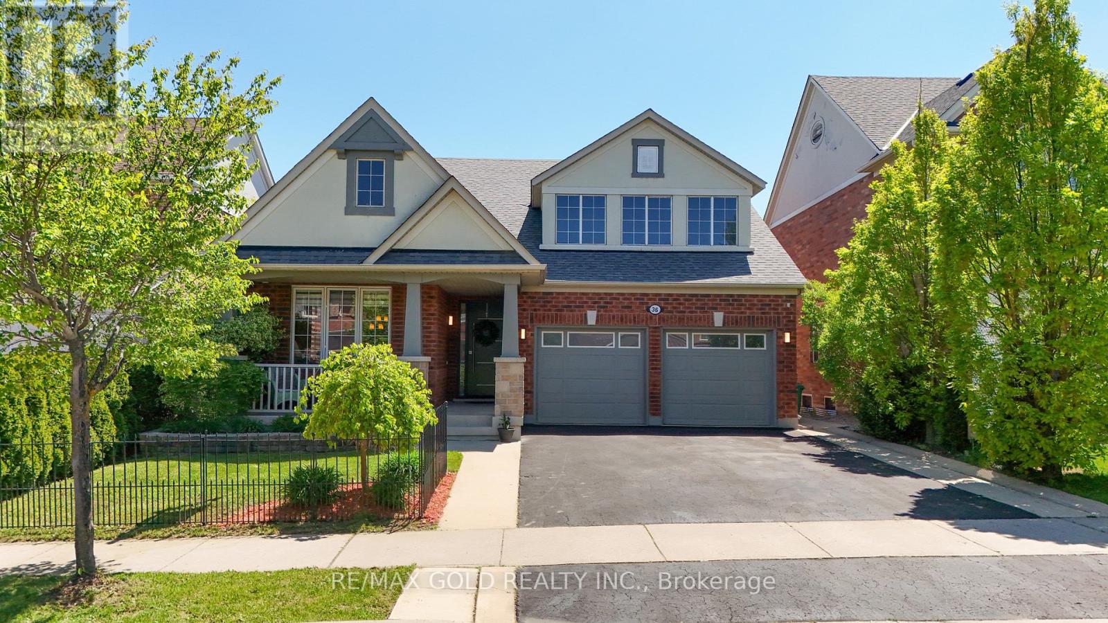 36 Slipneedle Street, Brampton, Ontario  L6S 6L5 - Photo 2 - W12574118