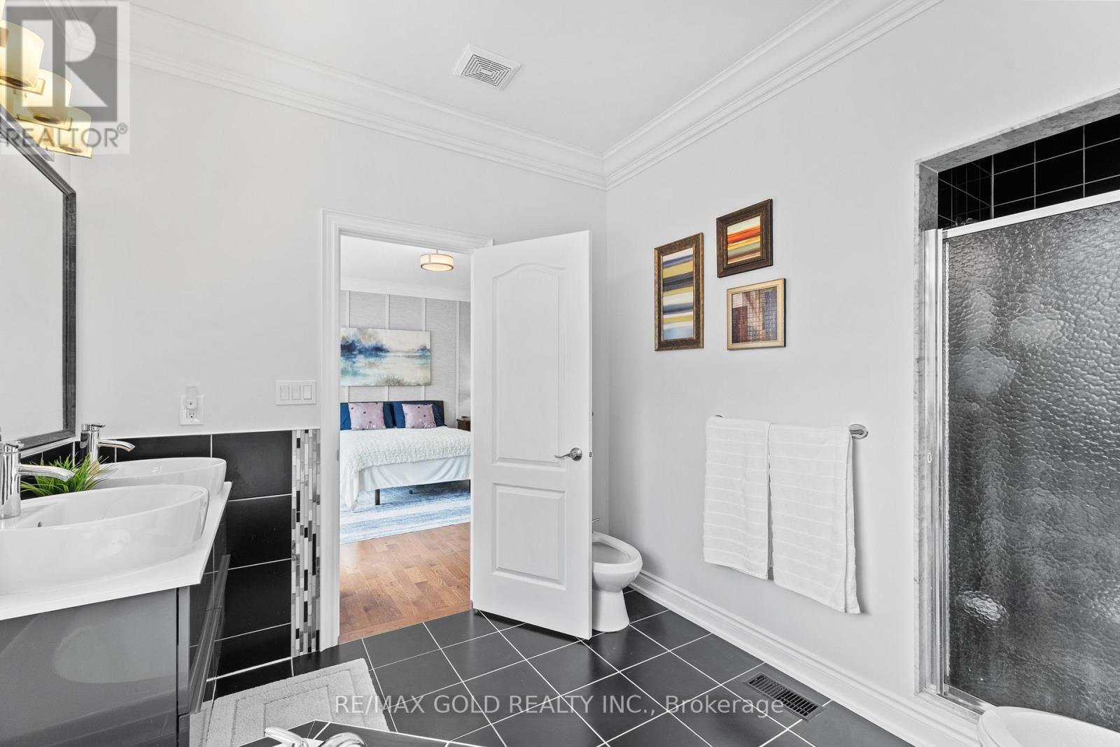 36 Slipneedle Street, Brampton, Ontario  L6S 6L5 - Photo 28 - W12574118