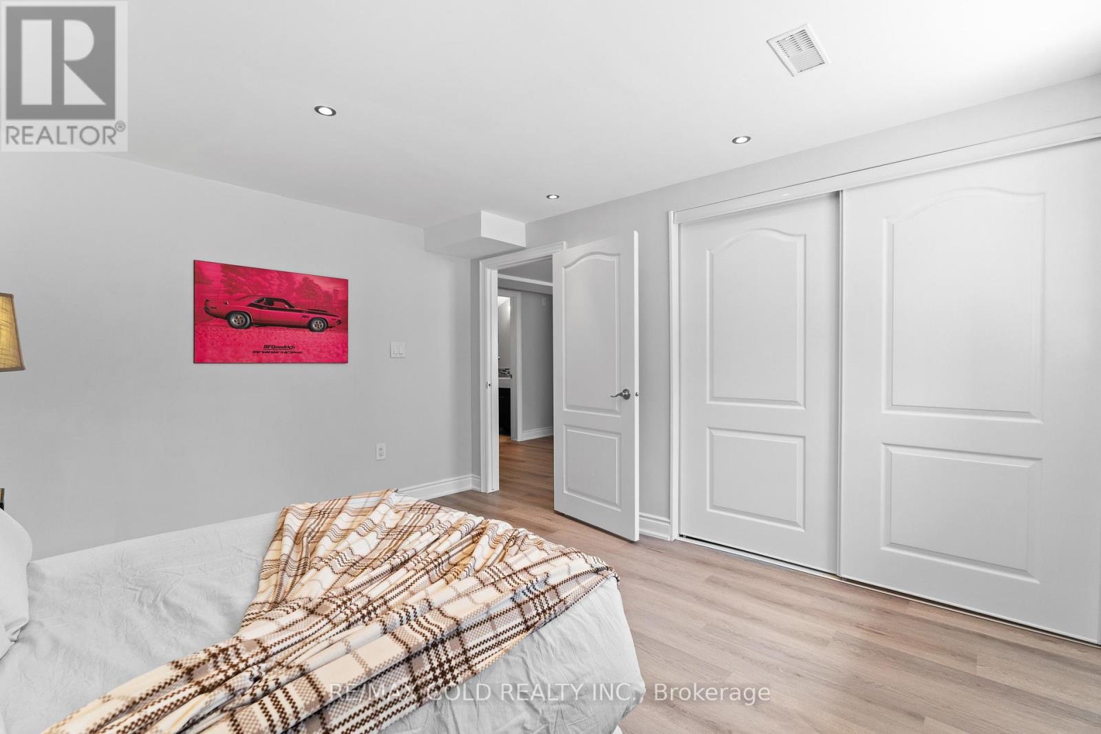 36 Slipneedle Street, Brampton, Ontario  L6S 6L5 - Photo 37 - W12574118