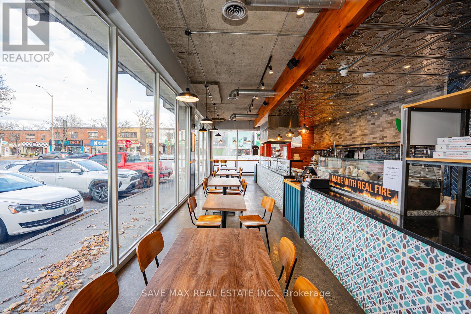 230 Lakeshore Road E, Mississauga, Ontario  L5G 1G7 - Photo 13 - W12574154