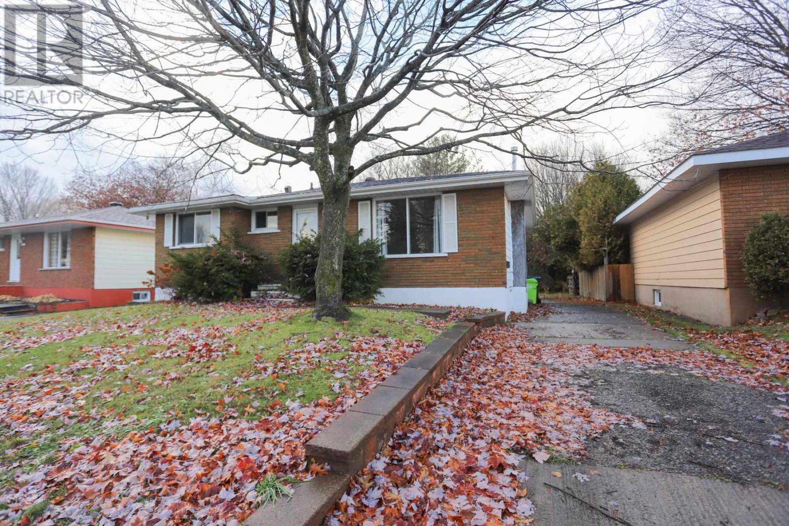 65 Wayne Ct, Sault Ste. Marie, Ontario  P6A 4S5 - Photo 42 - SM253305