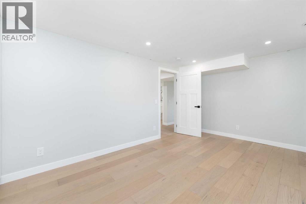 328 Cantrell Place Sw, Calgary, Alberta  T2W 2A3 - Photo 33 - A2263067