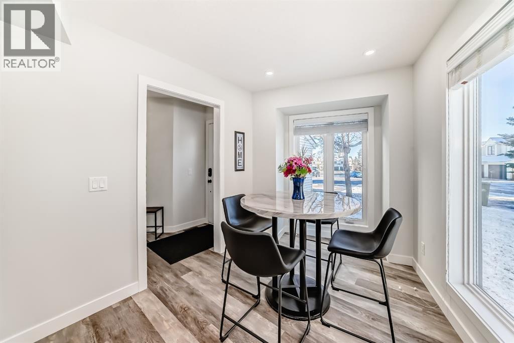 741 Sandringham Place Nw, Calgary, Alberta  T3K 3Z1 - Photo 11 - A2271770