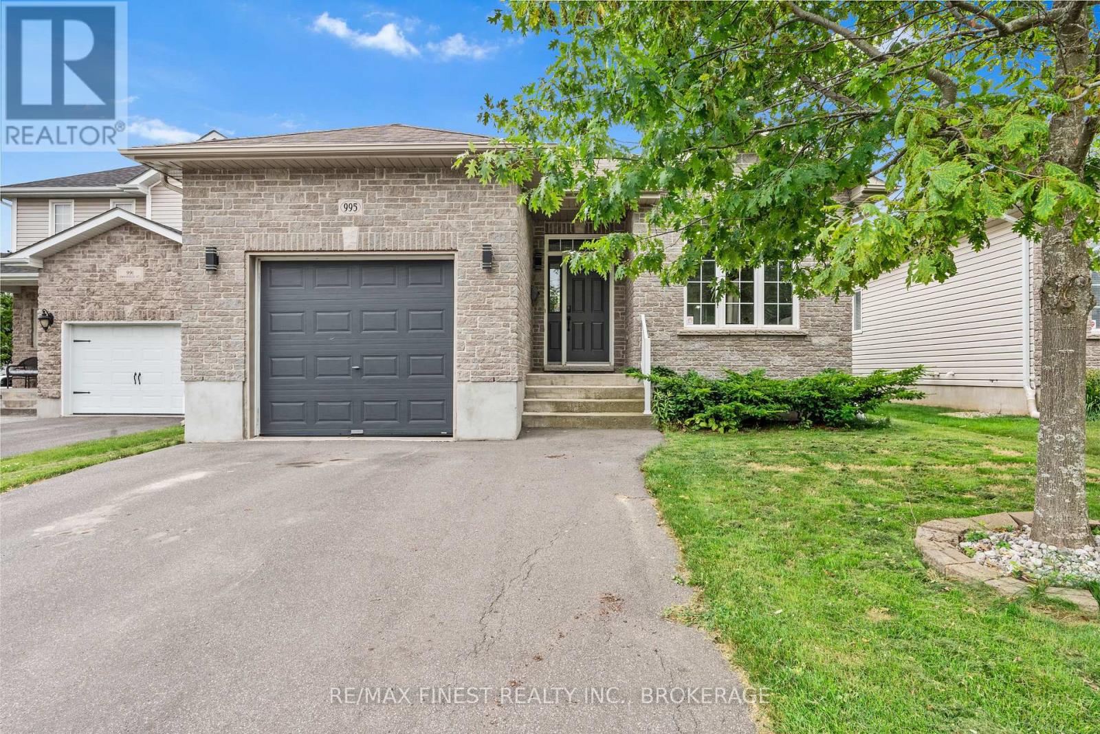 1 - 995 Swanfield Street, Kingston, Ontario  K7M 0A6 - Photo 1 - X12574192