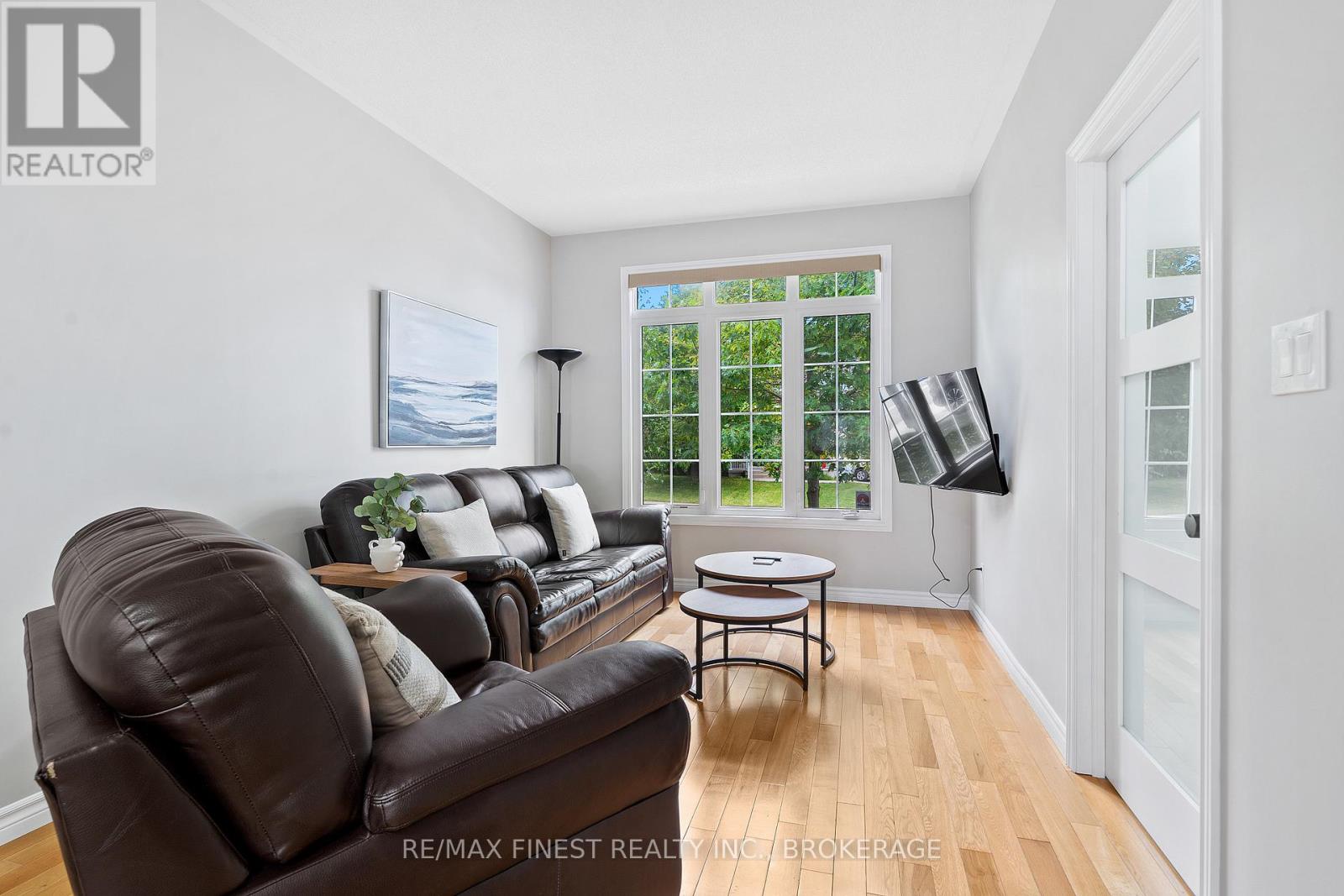 1 - 995 Swanfield Street, Kingston, Ontario  K7M 0A6 - Photo 8 - X12574192