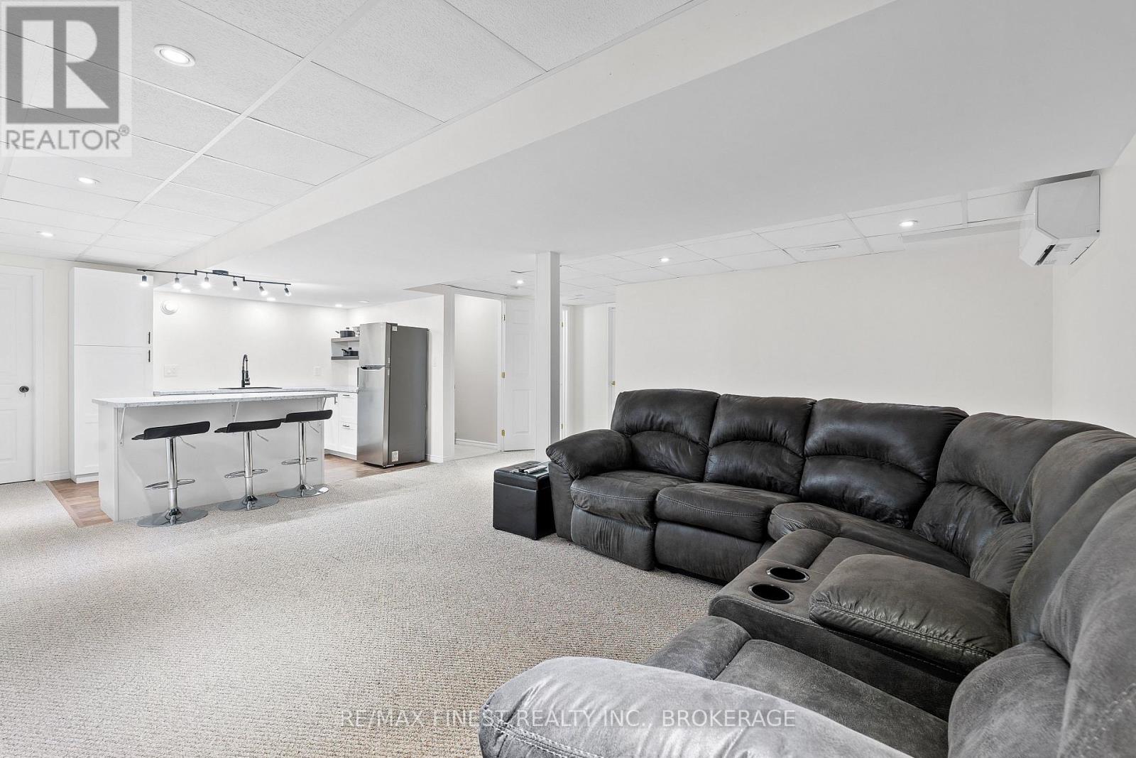 2 - 995 Swanfield Street, Kingston, Ontario  K7M 0A6 - Photo 12 - X12574200