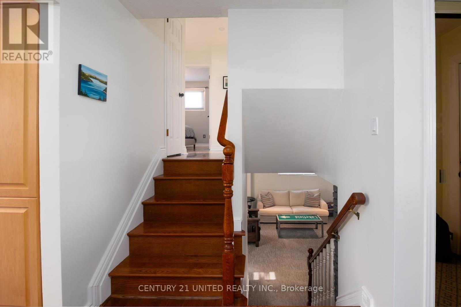 1002 Albany Court, Peterborough, Ontario  K9J 1J2 - Photo 10 - X12574274