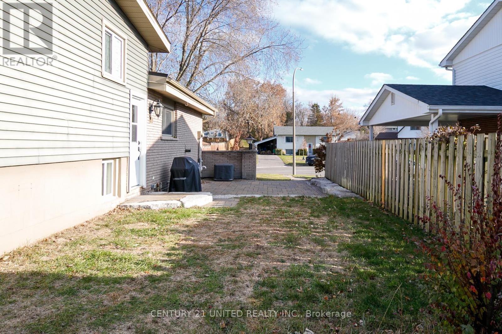 1002 Albany Court, Peterborough, Ontario  K9J 1J2 - Photo 29 - X12574274