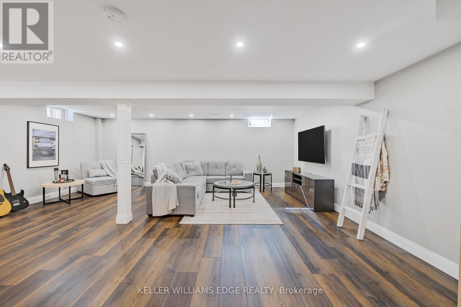 209 Echovalley Drive, Hamilton, Ontario  L8J 0H1 - Photo 30 - X12574112