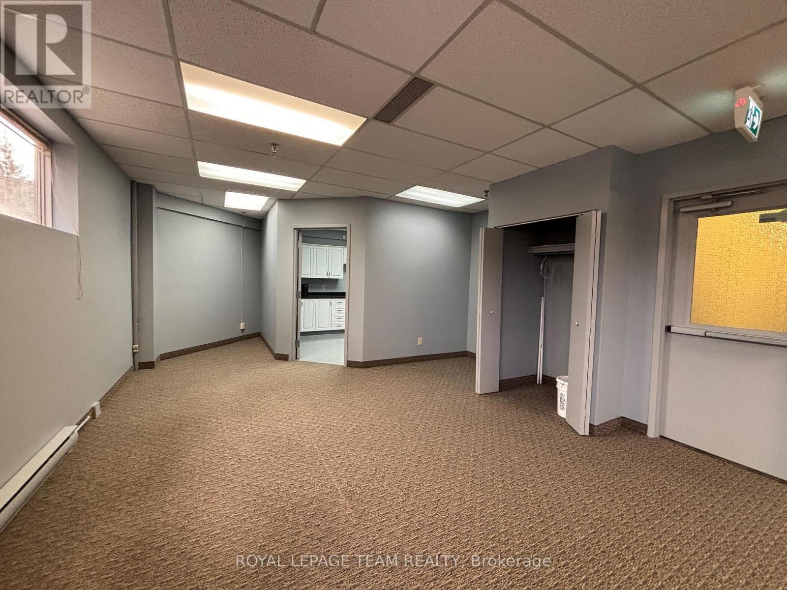 Ll22 - 1701 Woodward Drive, Ottawa, Ontario  K2C 0R4 - Photo 9 - X12574236