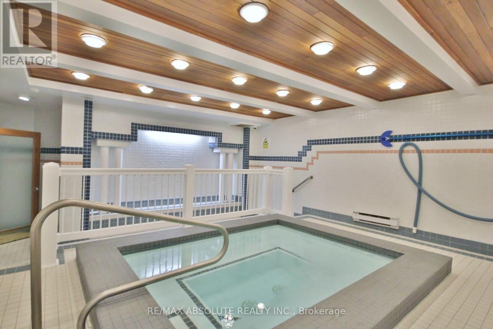 315 - 960 Teron Road, Ottawa, Ontario  K2K 2B6 - Photo 12 - X12574318