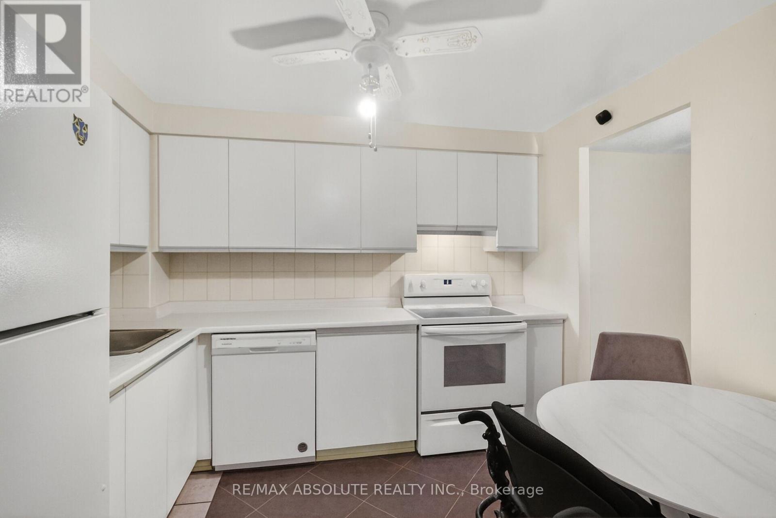 315 - 960 Teron Road, Ottawa, Ontario  K2K 2B6 - Photo 20 - X12574318