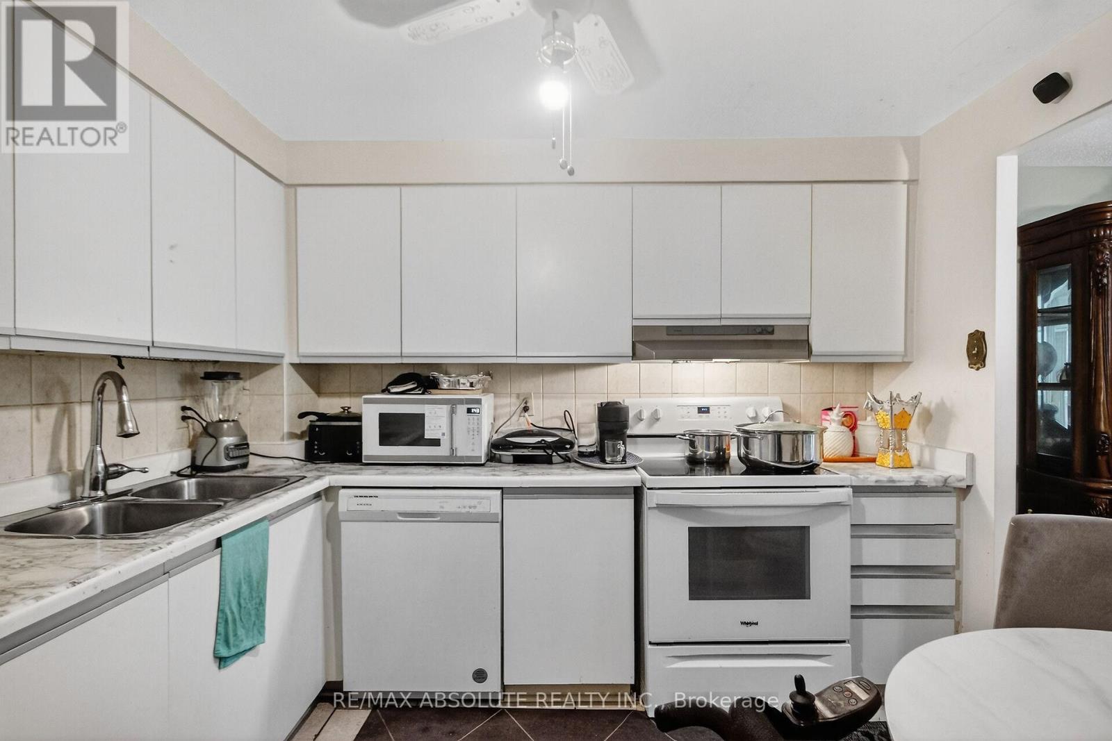 315 - 960 Teron Road, Ottawa, Ontario  K2K 2B6 - Photo 37 - X12574318