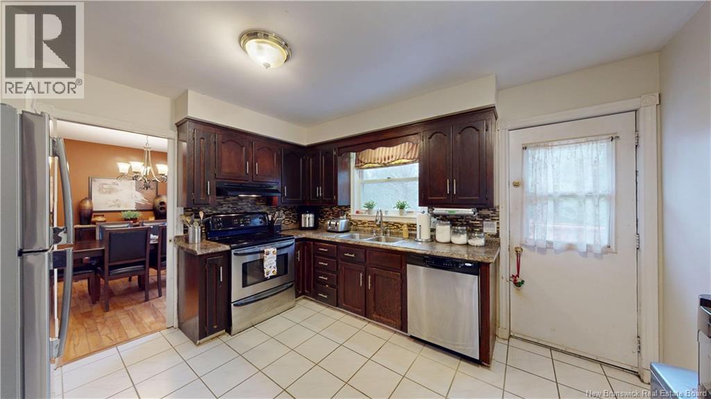 35 Peat Drive, Quispamsis, New Brunswick  E2E 4R6 - Photo 8 - NB130435