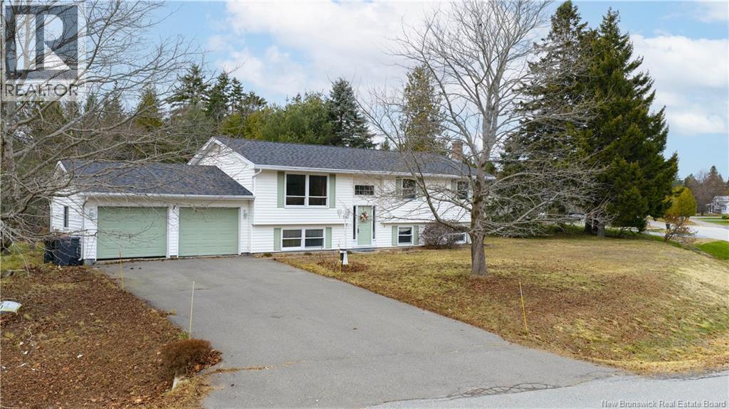 35 Peat Drive, Quispamsis, New Brunswick  E2E 4R6 - Photo 1 - NB130435